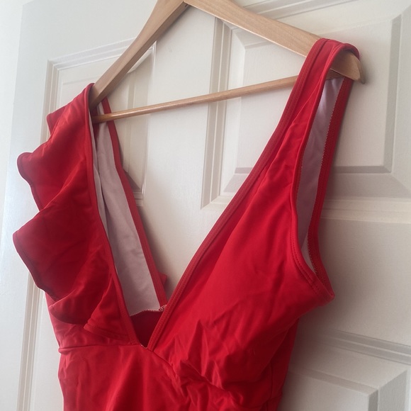 Ruffled V-Neck One Piece Swimsuit - Picture 3 of 11